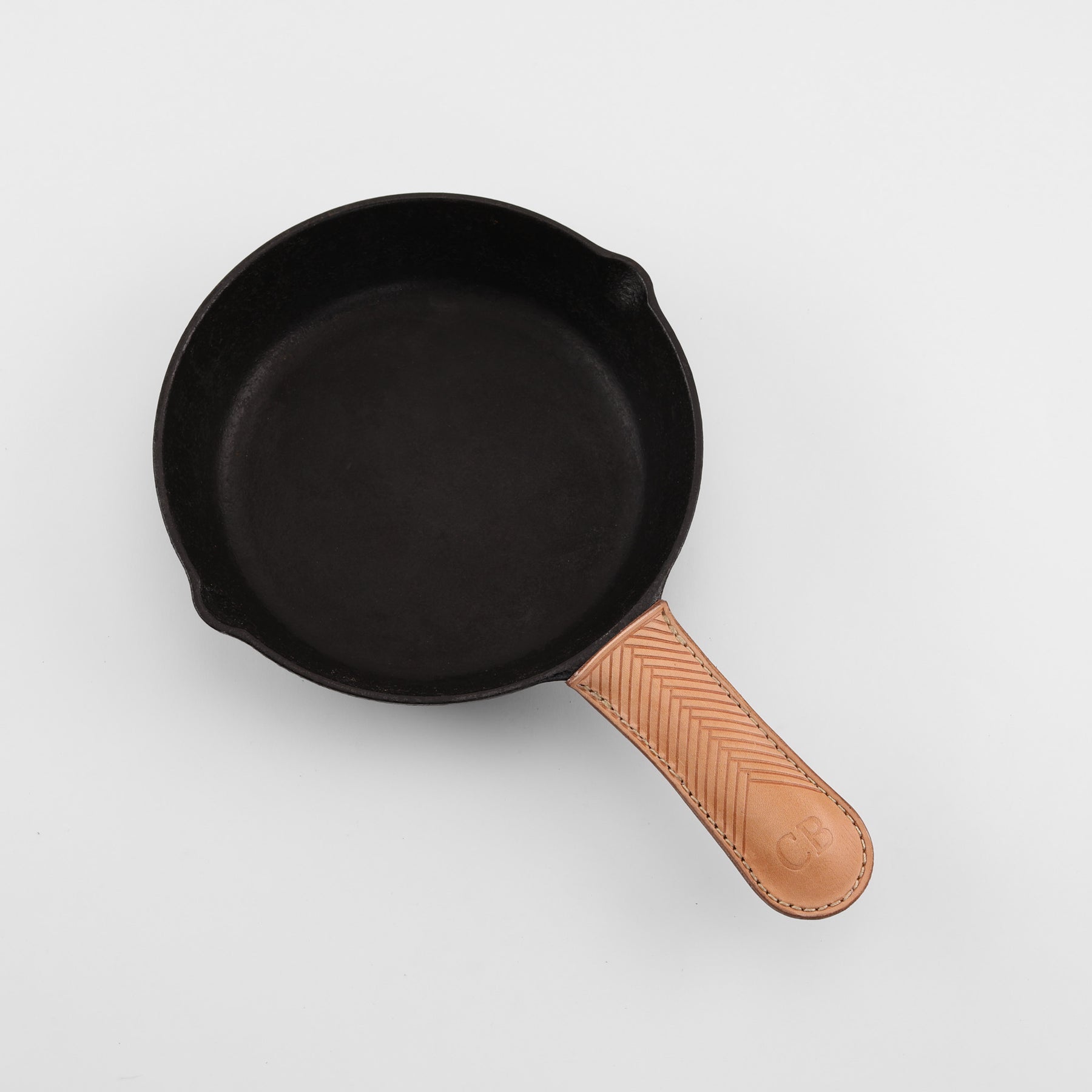 Crosshatch Cast Iron Pan Handle Cover – Wall Leather Co.