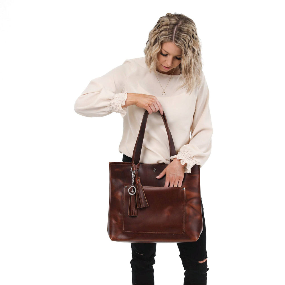 [lifestyle] Deluxe Lifetime Tote - Lifetime Leather Co