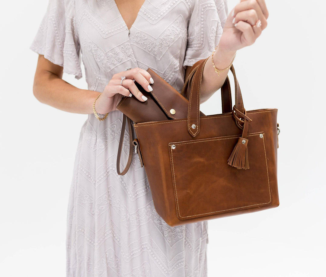 [GO-CCE] ★HOT★ Mini Plum Cross Tote Bag クロストートバッグ GO-CCE] ☆HOT☆ Mini Plum Cross Tote Bag クロストートバッグ